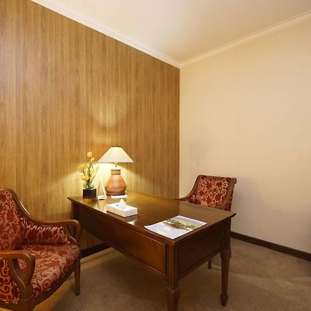 Bahari Inn Tegal Kültér fotó